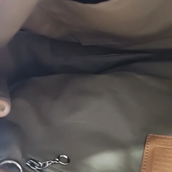 Coach VTG Hampton Signature satchel bag, yellow color - Picture 10 of 16